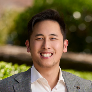 Peter Li - Real Estate Agent