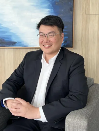 Perry Loong - Real Estate Agent at Barry Plant - Wantirna   