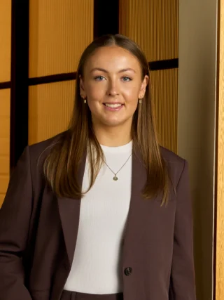Hannah Bowles - Real Estate Agent