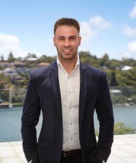 Harris Christofa - Real Estate Agent