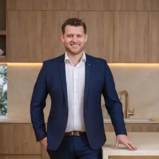 Harrison White - Real Estate Agent