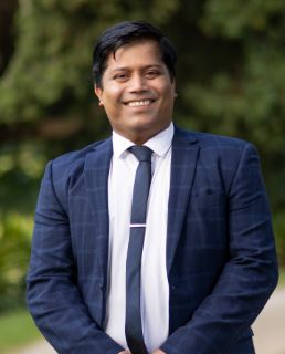 Hasmukh Rawal - Real Estate Agent