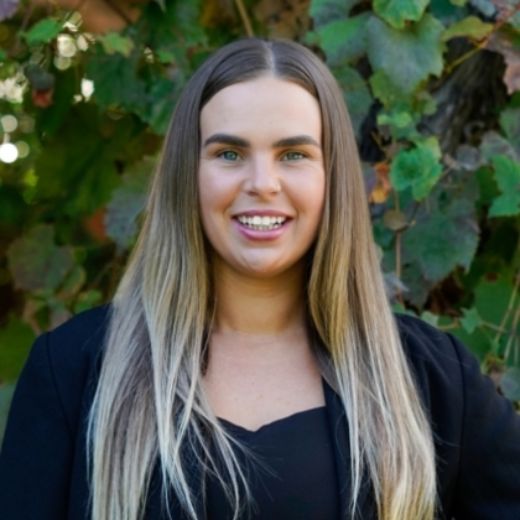 Courtney Hay - Real Estate Agent at Raine & Horne - Muswellbrook