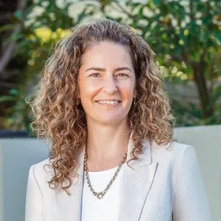 Hayley Weston - Real Estate Agent