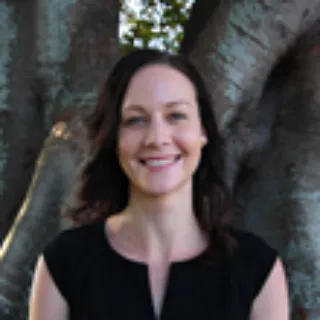 Hayley Bastin - Real Estate Agent