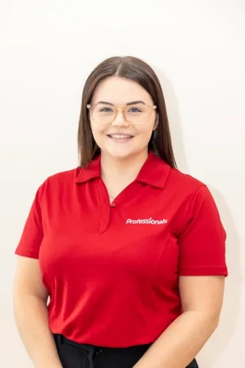 Hayley Moss - Real Estate Agent at Professionals Townsville