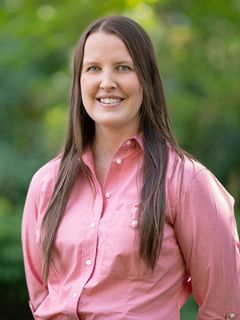 Hayley Oliver - Real Estate Agent