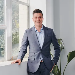 Steele Sexton - Real Estate Agent