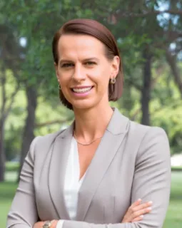 Natalie Cowlrick - Real Estate Agent