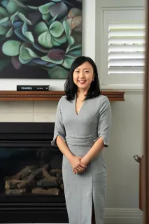 Wendy Zhou - Real Estate Agent