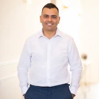 Heber De  Carvalho - Real Estate Agent