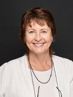 Helen Huntly-Barratt - Real Estate Agent