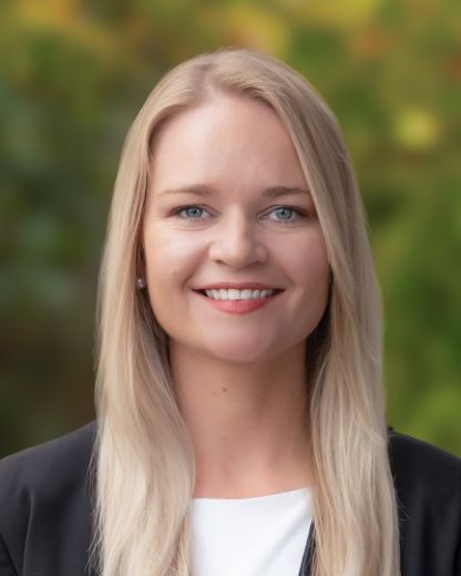 Holly Freeland - Real Estate Agent at  Harris Real Estate - Wine Coast