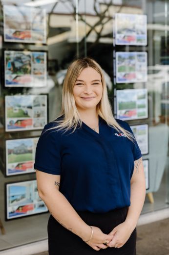 Hope Winter - Real Estate Agent at Blacks Real Estate - Mackay