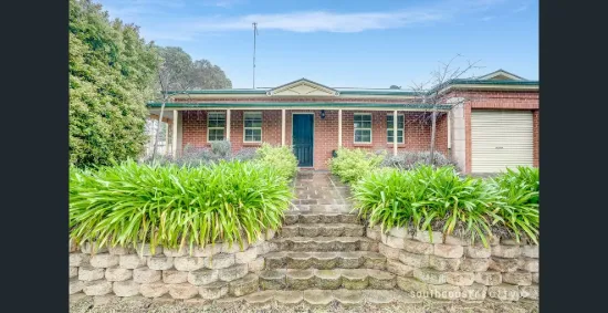 1/1 Surrey Ave, Victor Harbor, SA 5211