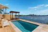 1/1 Washington Court, Varsity Lakes, Qld 4227