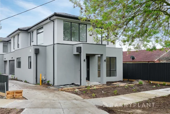 1/10 The Birches, Doveton, Vic 3177