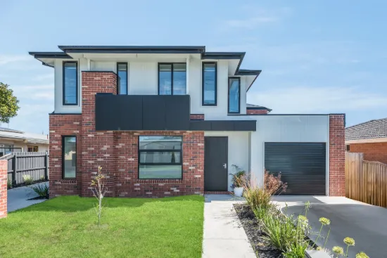 1/102 Helms Street, Newcomb, Vic 3219