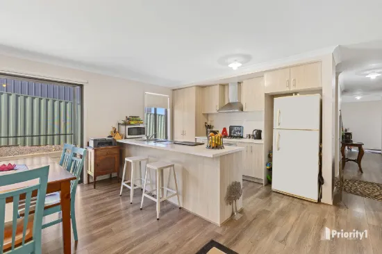 1/10A Pine Street, Eaglehawk, Vic 3556