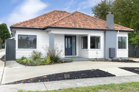 1/110 Leith Street, Redan, Vic 3350