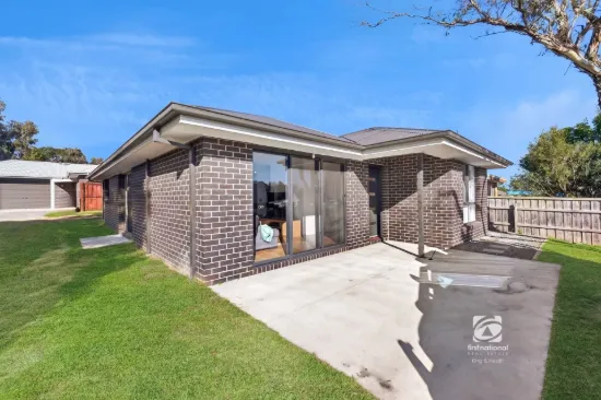 1/110 Princes Highway, Lucknow, Vic 3875