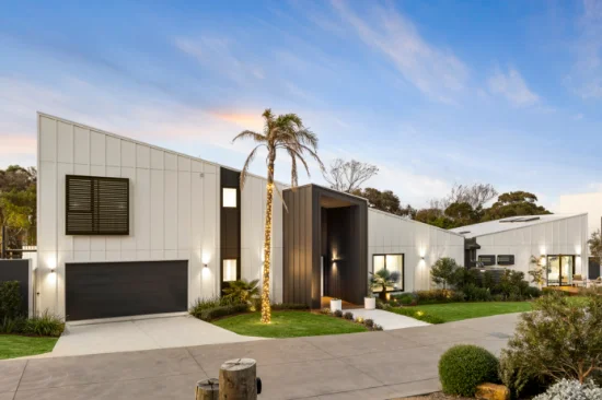 1/113-119 Justice Road, Cowes, Vic 3922