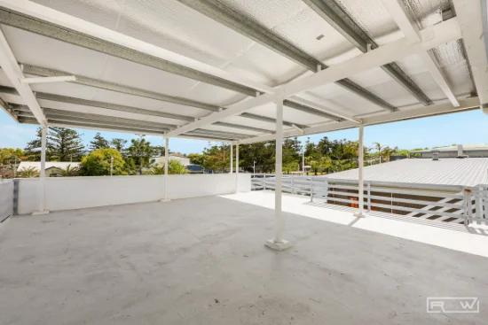 1/12 Hill Street, Emu Park, Qld 4710 - For Rent