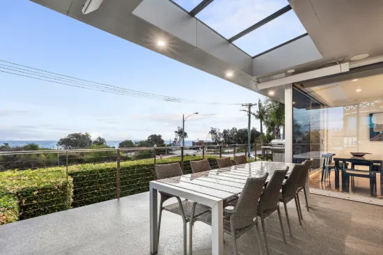 1/124 Esplanade, Brighton, Vic 3186
