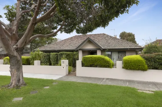 1/128 Broughton Road, Surrey Hills, Vic 3127
