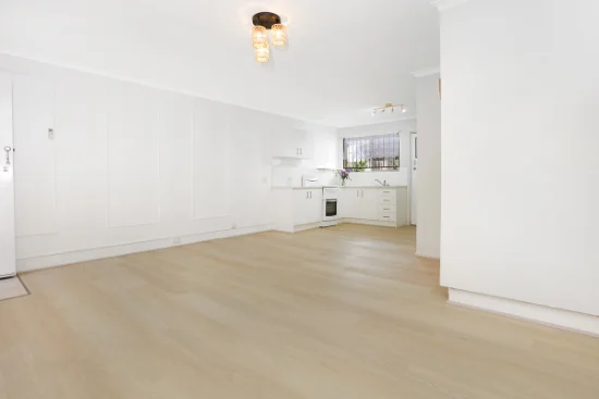 1/13 Eleventh Avenue, Palm Beach, Qld 4221