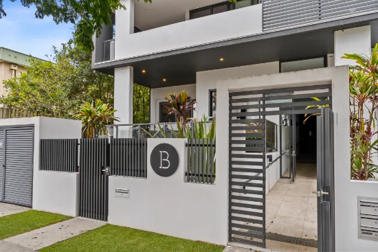 1/158 Norman Avenue, Norman Park, Qld 4170