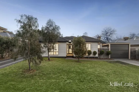 1/16 Gladys Grove, Croydon, Vic 3136