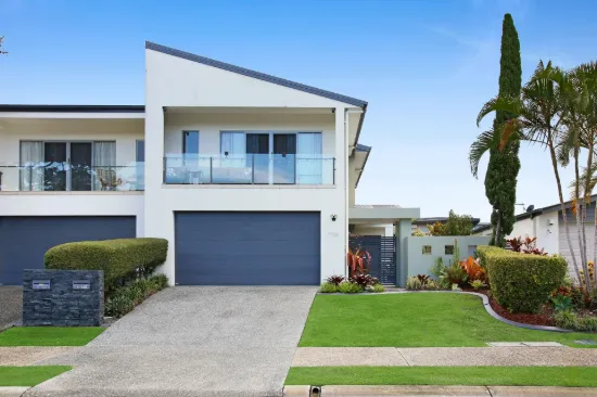 1/16 Heights Drive, Robina, Qld 4226