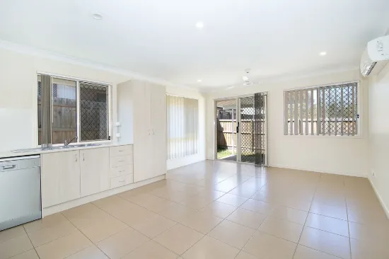 1/18 Surprize Ave, Brassall, Qld 4305