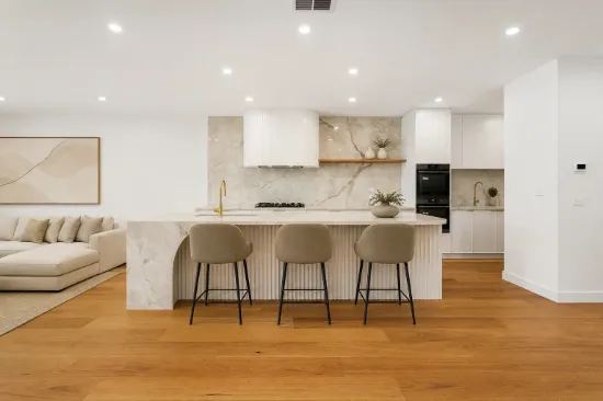 1 & 2/149 Chambers Road, Altona North, Vic 3025