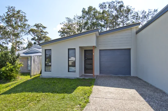 1/2 Linton Street, Loganlea, Qld 4131