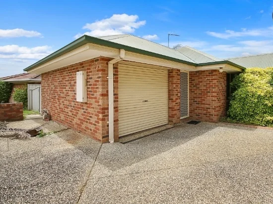 1/2 Lyons Place, West Wodonga, Vic 3690