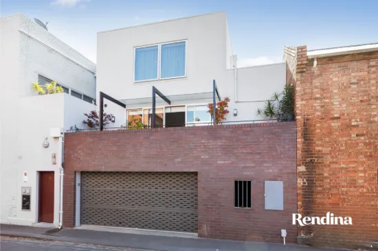 1/2 Queensberry Place, North Melbourne, Vic 3051