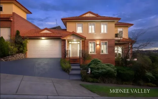 1/2 Rebecca Place, Niddrie, Vic 3042