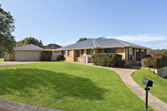 1/2 Shannon Close, Ashtonfield, NSW 2323