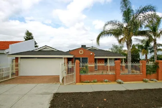 1/2 Wakefield Street, Carlisle, WA 6101