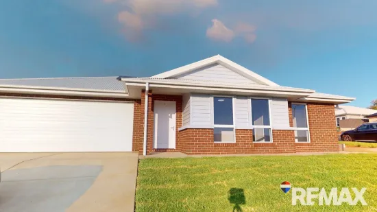 1/21 Hilton Place, Junee, NSW 2663
