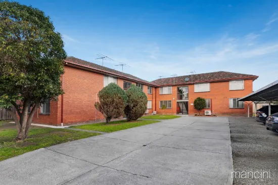 1/221 Blackshaws Road, Altona North, Vic 3025