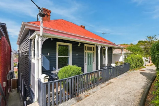 1/250 Bathurst Street, West Hobart, Tas 7000