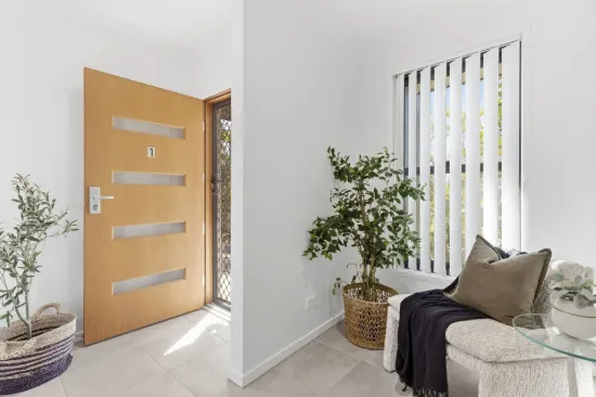 1/270 King Street, Caboolture, Qld 4510-Image