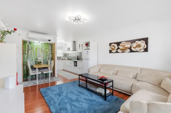 1/288 Main S Rd, Morphett Vale, SA 5162