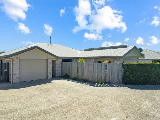 1/3 Bronte Place, Urraween, Qld 4655