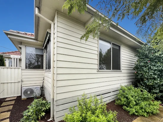 1/3 Pitman Street, Newcomb, Vic 3219