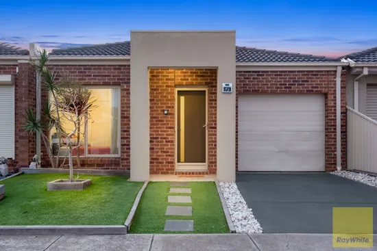 1/3 Starflower Way, Truganina, Vic 3029