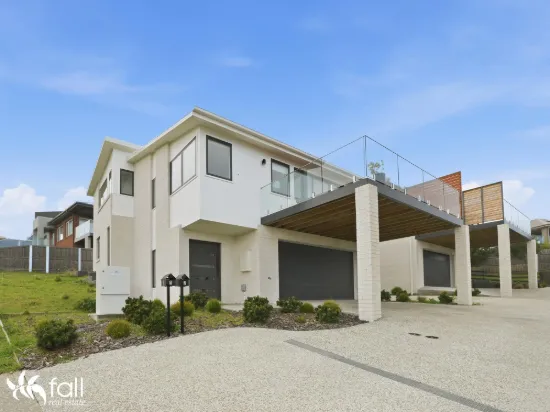 1/3 Yachtsmans Way, Tranmere, Tas 7018